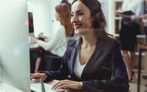Contact Center Solutions .